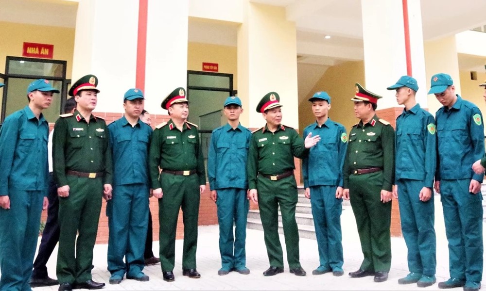 Sĩ quan quân đội sẽ về tham gia Ban Chỉ huy quân sự cấp xã - ảnh 1