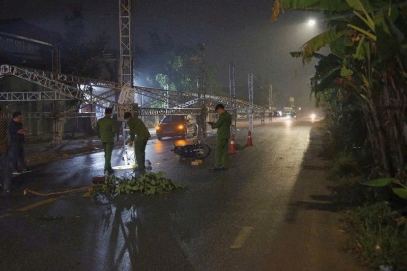 Khởi tố hình sự vụ dựng rạp đám cưới lấn chiếm đường liên thôn - ảnh 2