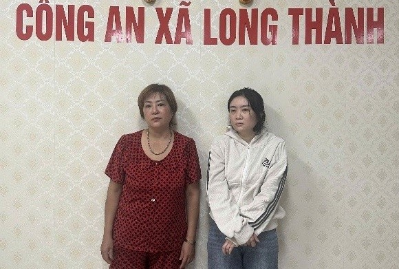 Tạm giữ hình sự bà chủ tiệm tạp hóa Nguyễn Thị Hà Ny, thu giữ tại chỗ 5.400.000 đồng - ảnh 1