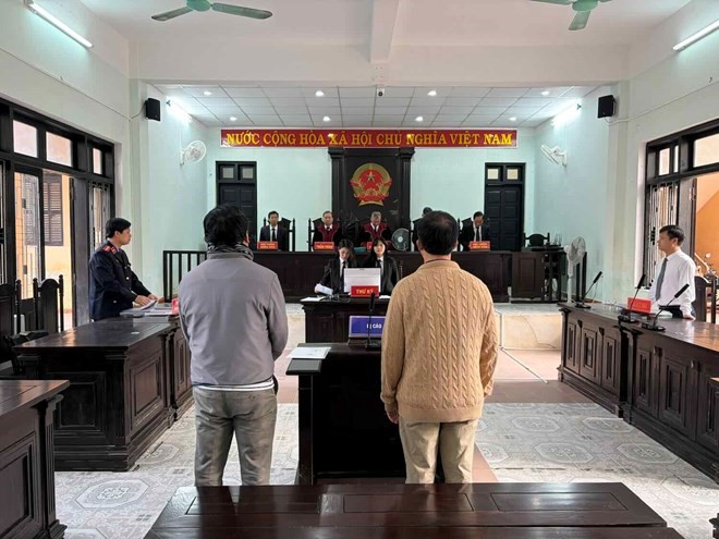 Cựu Hiệu trưởng một trường ĐH Sư phạm hầu tòa vì cáo buộc chiếm đoạt hơn 3 tỷ đồng - ảnh 1