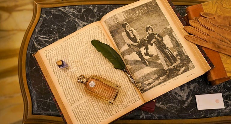 Cửa hàng nước hoa gây choáng vì có mái vòm vàng, đá cẩm thạch, lộng lẫy hơn cung điện hoàng gia - ảnh 4