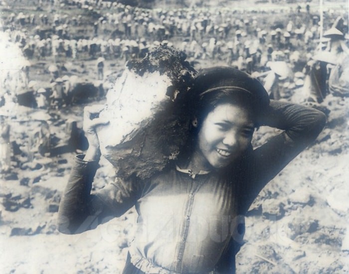 Huy động 30.000 nhân công đào lấp trên 3 triệu m³ đất, Việt Nam đưa công trình trị thủy dài 232km về đích sau 7 tháng khởi công, lập kỷ lục tại miền Bắc - ảnh 4