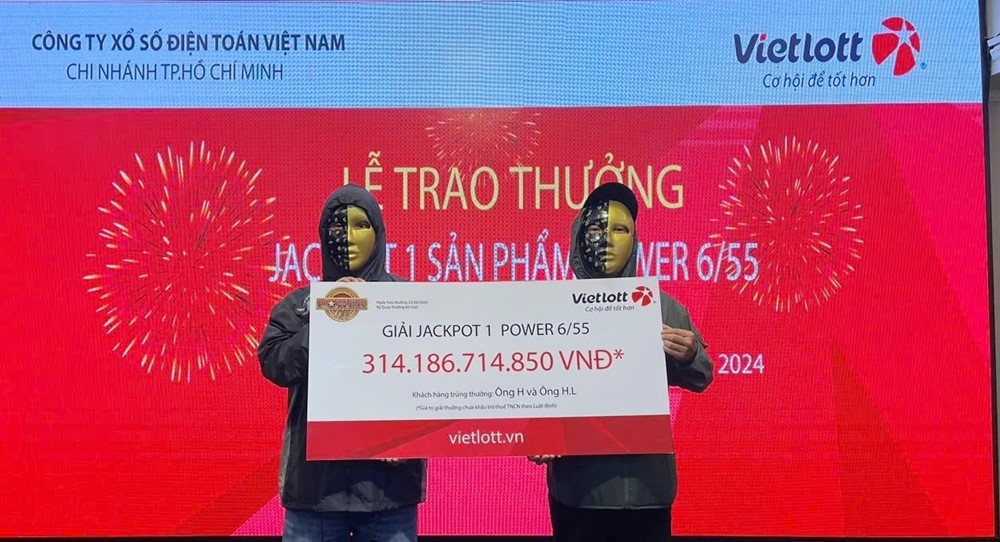 Hé lộ số tiền thuế người chơi trả cho mỗi tấm vé số Vietlott 10.000 đồng - ảnh 1