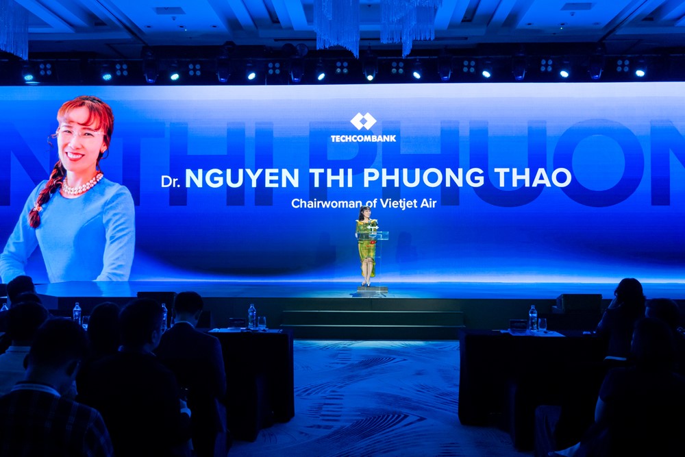 Tỷ phú hội ngộ: Nữ doanh nhân Nguyễn Thị Phương Thảo xuất hiện tại sự kiện của đại gia Hồ Hùng Anh và chuyện "tầm nhìn lớn gặp nhau" - ảnh 1