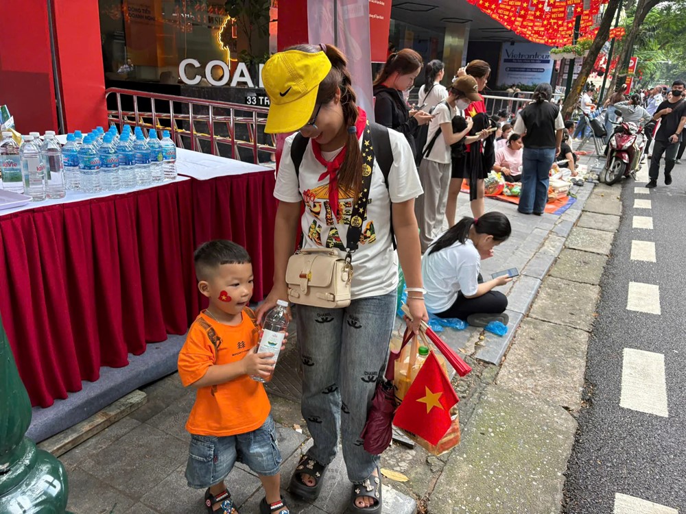 Cập nhật: Không khí chuẩn bị lễ kỷ niệm, diễu binh, diễu hành 2/9 tại Hà Nội - ảnh 29