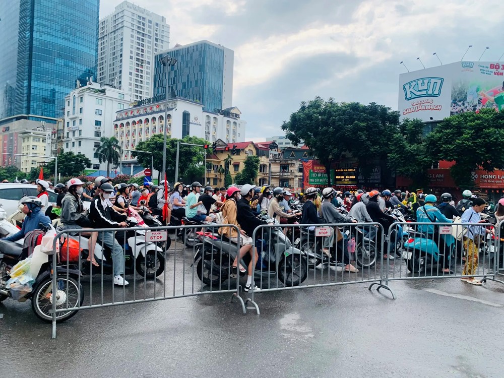 Cập nhật: Không khí chuẩn bị lễ kỷ niệm, diễu binh, diễu hành 2/9 tại Hà Nội - ảnh 31