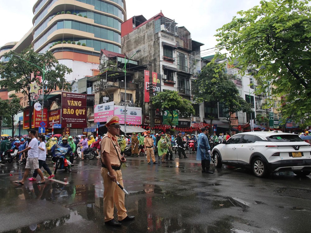 Cập nhật: Không khí chuẩn bị lễ kỷ niệm, diễu binh, diễu hành 2/9 tại Hà Nội - ảnh 46