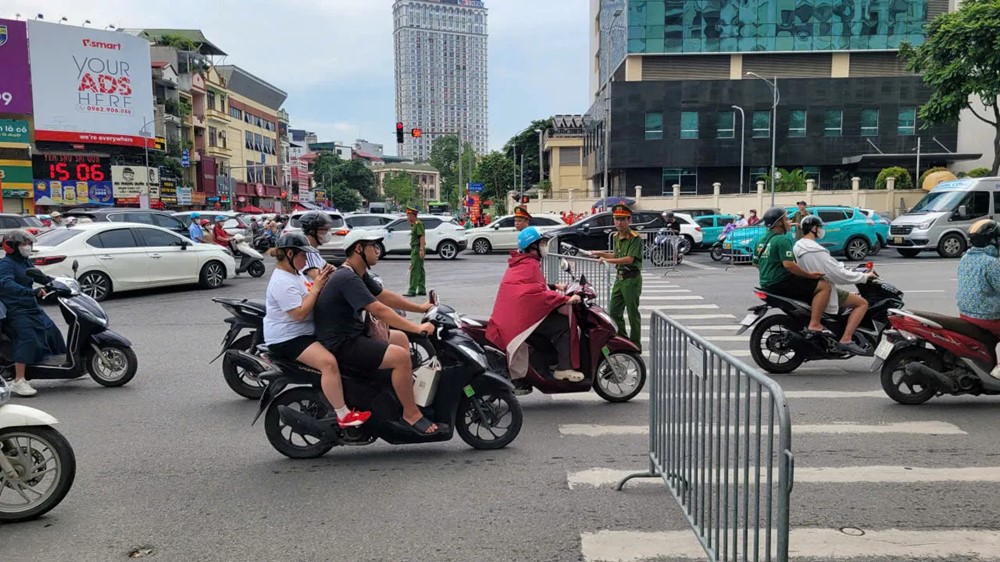 Cập nhật: Không khí chuẩn bị lễ kỷ niệm, diễu binh, diễu hành 2/9 tại Hà Nội - ảnh 39