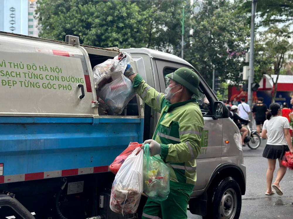 Cập nhật: Không khí chuẩn bị lễ kỷ niệm, diễu binh, diễu hành 2/9 tại Hà Nội - ảnh 34