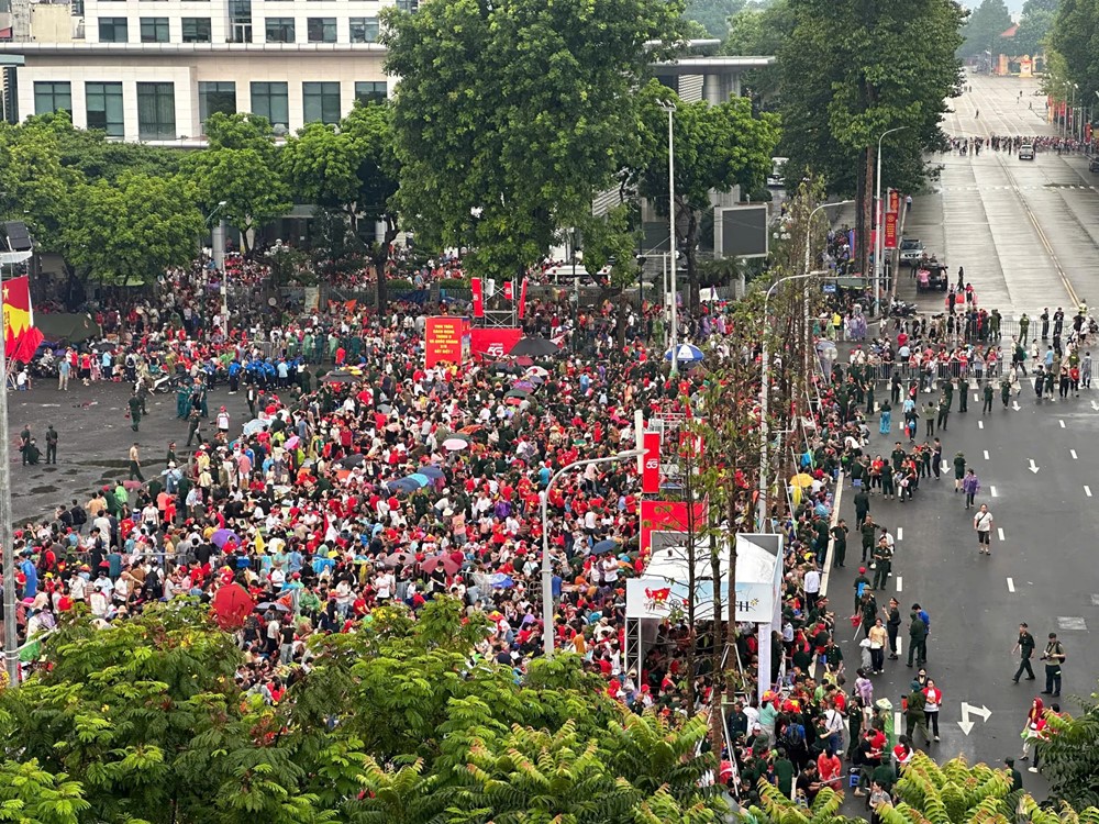 Cập nhật: Không khí chuẩn bị lễ kỷ niệm, diễu binh, diễu hành 2/9 tại Hà Nội - ảnh 4