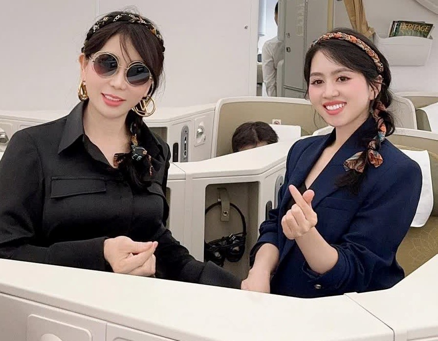 Cô giúp việc cưới đại thiếu gia nhà bà trùm thẩm mỹ gốc Hà Tĩnh, mẹ chồng tặng biệt thự 5 tầng lầu đắt đỏ, cho quản lý cả cơ ngơi - ảnh 2