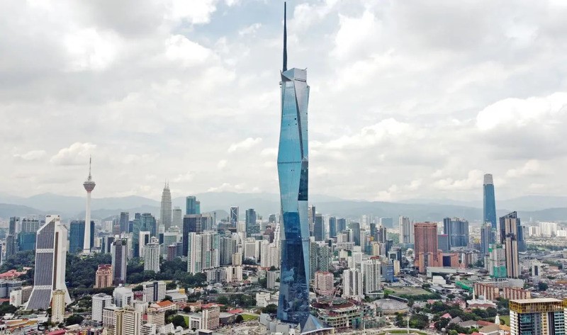 Huy động nhân công, láng giềng Việt Nam xây dựng tòa nhà chọc trời cao thứ hai thế giới với vốn đầu tư hơn 29.000 tỷ đồng  - ảnh 1