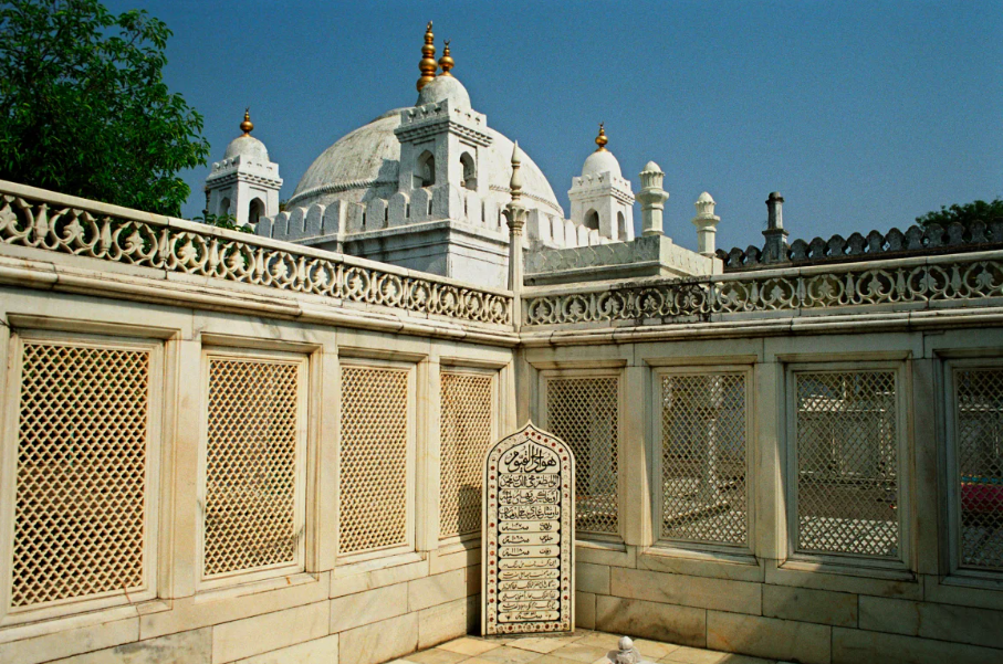 Hoàng đế cường quốc châu Á băng hà hơn 300 năm vẫn khiến hàng triệu người phẫn nộ vì lẽ gì? - ảnh 6