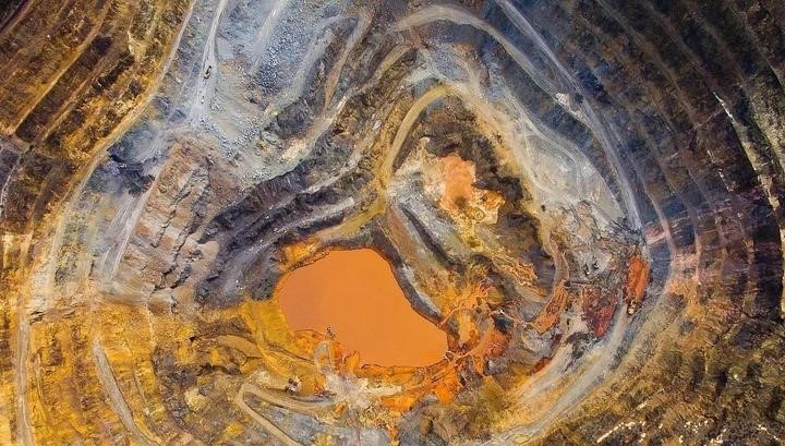 Phát hiện vật thể đen lạ khi thi công, dự án trọng điểm bị phong tỏa gấp, chuyên gia xác nhận là 'kho báu' khủng 1.3 tỷ tấn - ảnh 1