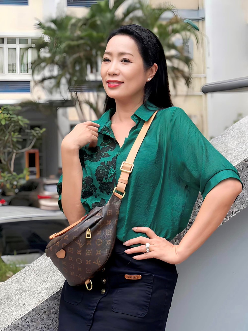 Á hậu Việt Nam đầu tiên được phong NSND, là Phó Chủ tịch Hội sân khấu, lấy chồng đại gia ngành nhựa, U60 có biệt thự 10 tỷ - ảnh 3