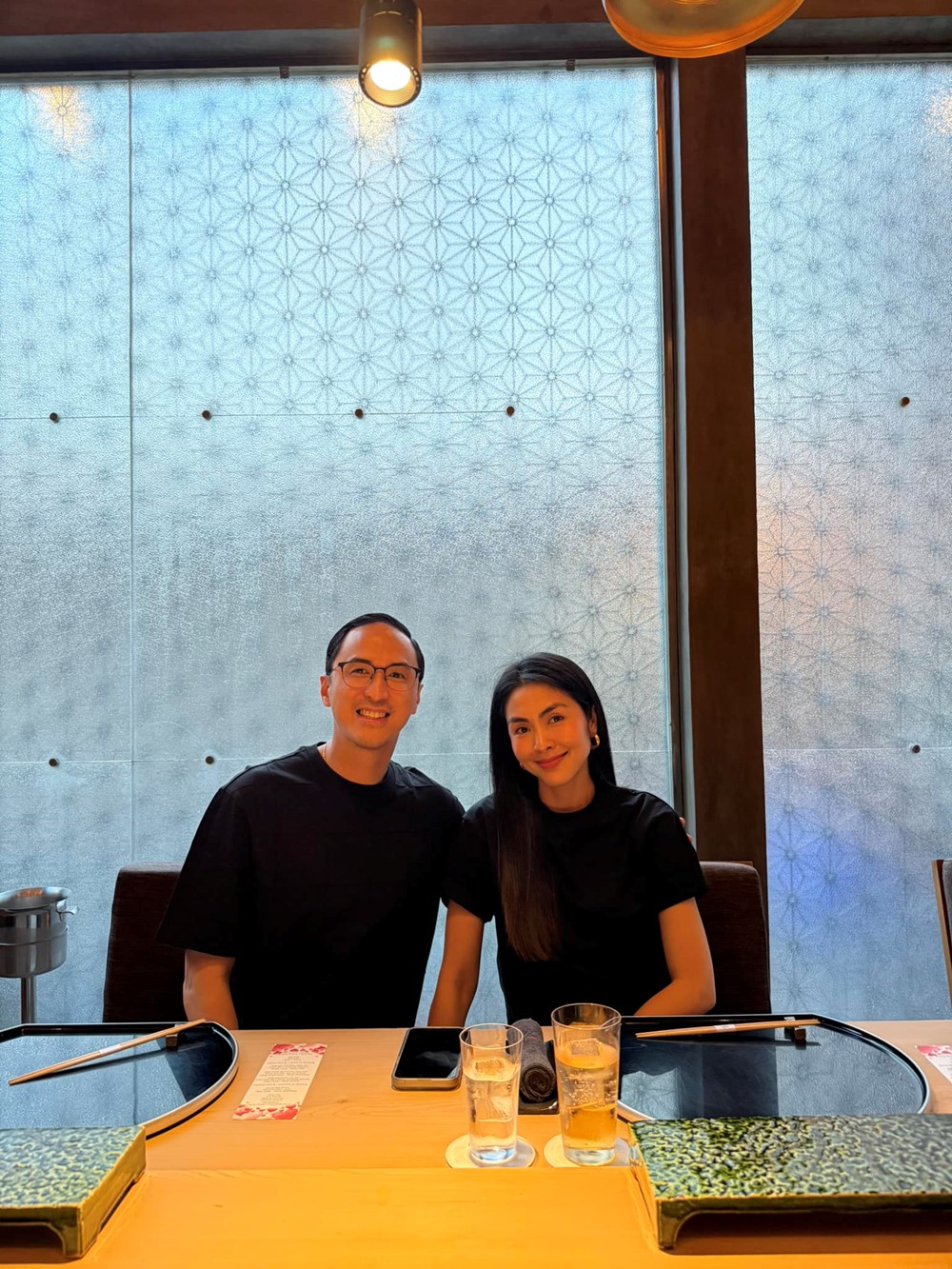 Nữ diễn viên gốc Tiền Giang từ bỏ hào quang làm dâu gia tộc 3.000 tỷ, sống trong biệt thự nguy nga như lâu đài nhưng đặc biệt mê món dân dã này - ảnh 11