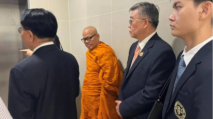 Vụ sư trụ trì biển thủ hơn 230 tỷ đồng để đánh bạc trực tuyến: Bắt khẩn cấp cô gái 28 tuổi, hé lộ đường dây quy mô chấn động - ảnh 2