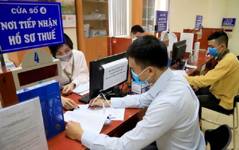Ai đang nợ thuế chú ý, 5 trường hợp sau sẽ bị tạm hoãn xuất cảnh: Lập tức làm ngay 3 bước - ảnh 1