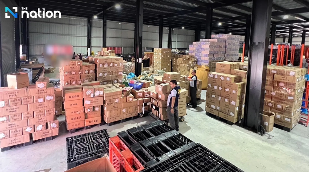 Triệt phá 6 kho hàng giả, thu giữ gần 500.000 sản phẩm mỹ phẩm, thực phẩm chức năng, thiết bị y tế có nguồn gốc Trung Quốc, tổng trị giá lên tới 36.000 tỷ đồng - ảnh 4