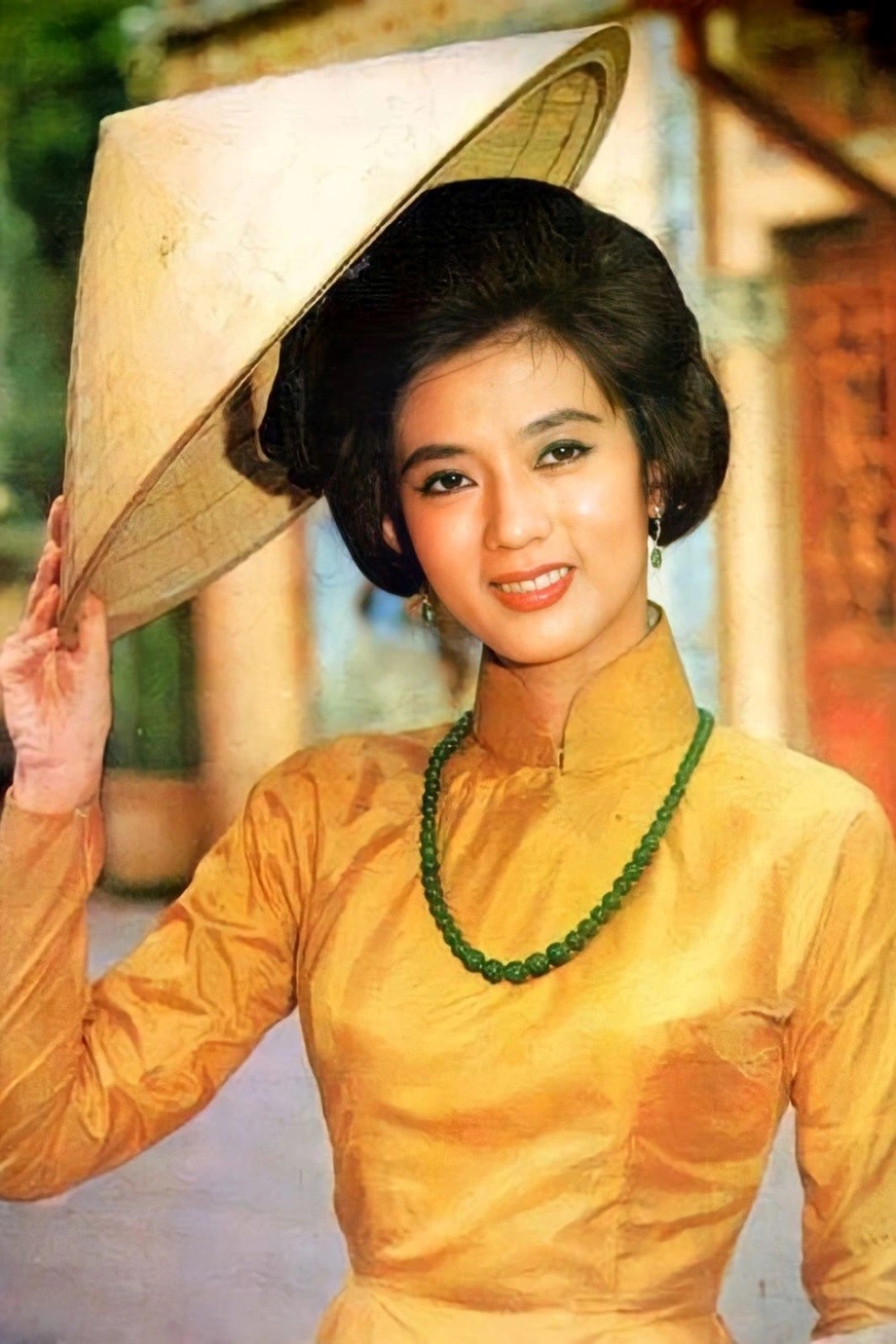 Việt Nam có bốn nữ nghệ sĩ được phong là 'Tứ đại mỹ nhân': Kỳ nữ kịch trường nay là NSND quyền lực, nữ hoàng sân khấu trăm năm có một nhưng vắn số - ảnh 4