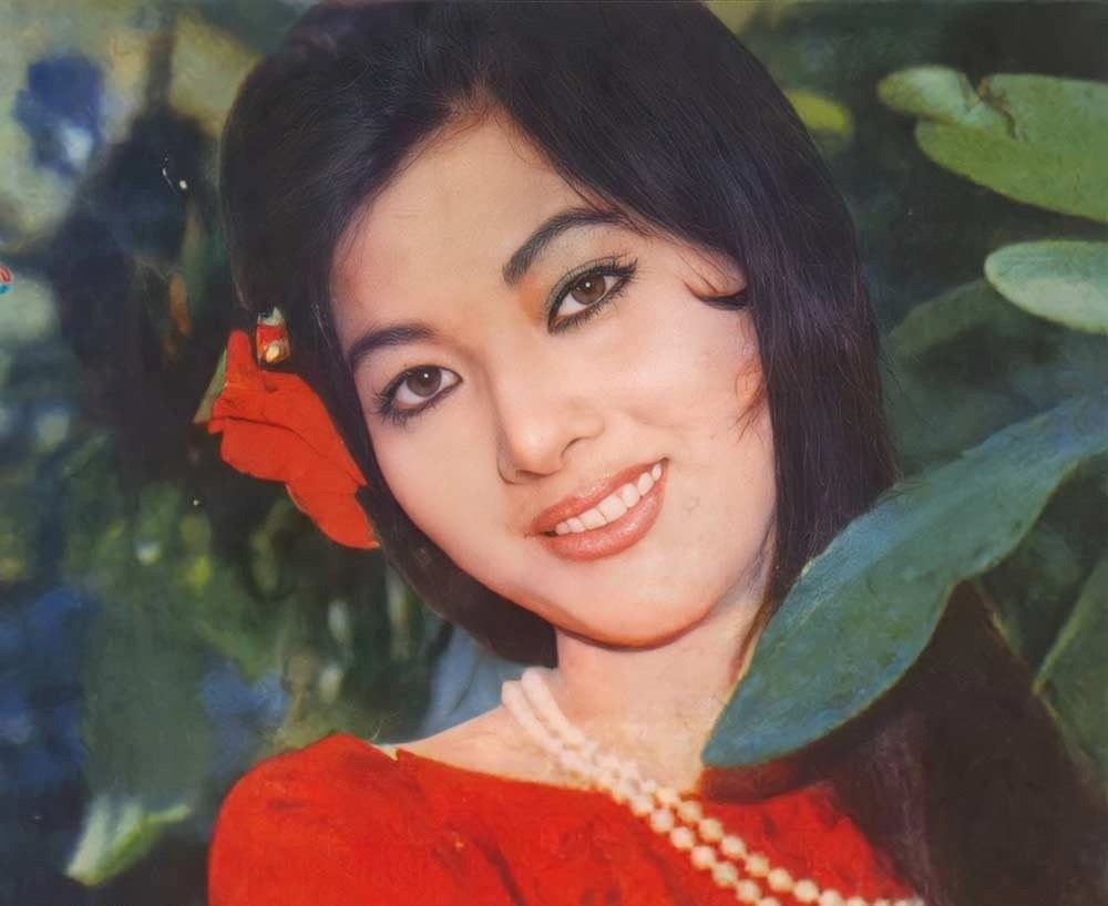 Việt Nam có bốn nữ nghệ sĩ được phong là 'Tứ đại mỹ nhân': Kỳ nữ kịch trường nay là NSND quyền lực, nữ hoàng sân khấu trăm năm có một nhưng vắn số - ảnh 1