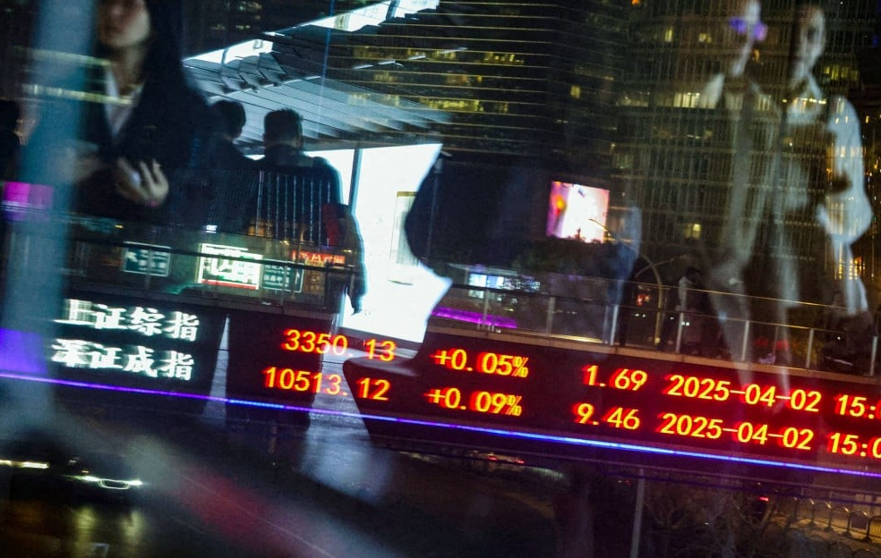 Nhà đầu tư nước ngoài rút vốn với tốc độ không tưởng rồi đổ vào Trung Quốc: Chuyện gì xảy ra? - ảnh 1