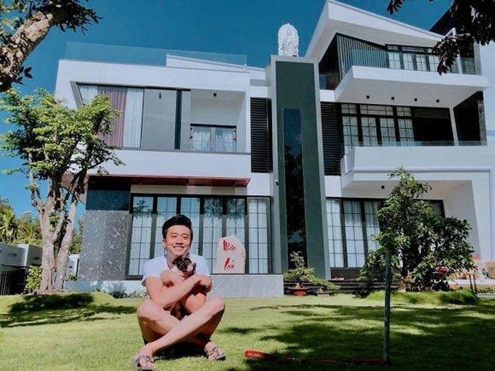 Nam diễn viên nổi tiếng cả nước, U40 là tổng tài hàng 'thật': Sở hữu 2 biệt thự gần 70 tỷ, CEO 100 nhà hàng trải dài từ Bắc vào Nam, vẫn chưa lấy vợ - ảnh 5