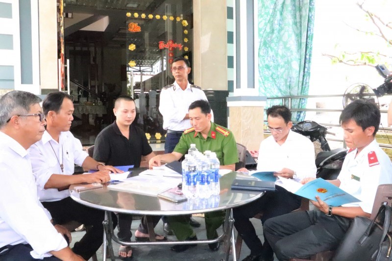 Điểm tin nóng 3/6: Bộ Xây dựng lên tiếng về phương án mở rộng cao tốc Bắc - Nam tiết kiệm 152.000 tỷ đồng của ‘Vua đào hầm’ Đèo Cả, tin mới vụ tố C.P. Việt Nam bán heo bẩn - ảnh 3