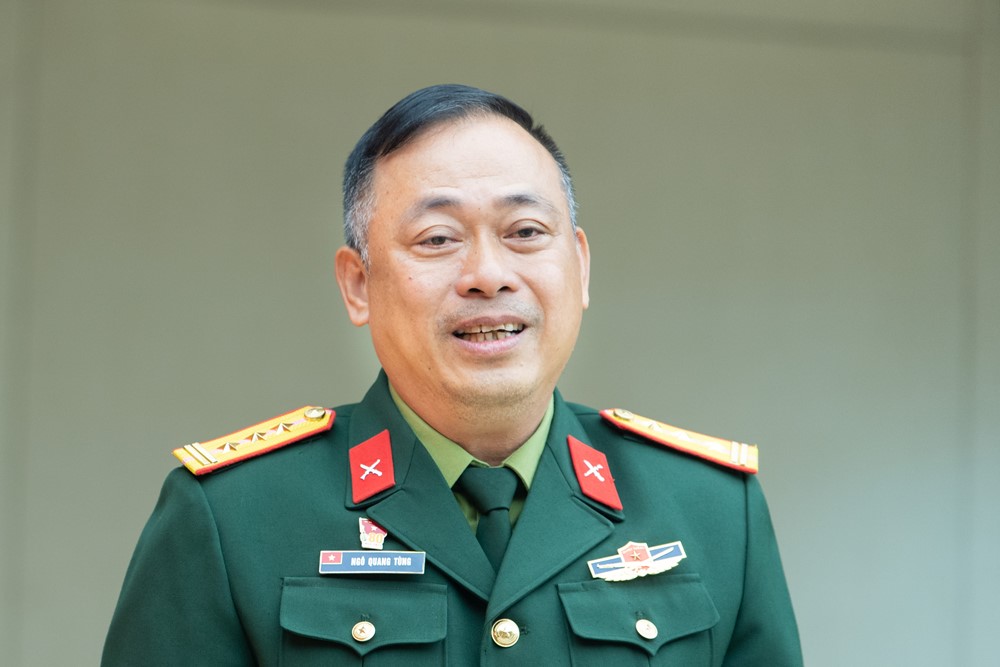 Nam BLV nổi tiếng cả nước là con trai huyền thoại Thể Công, U60 mang quân hàm Thượng tá, chức Phó Giám đốc  - ảnh 4