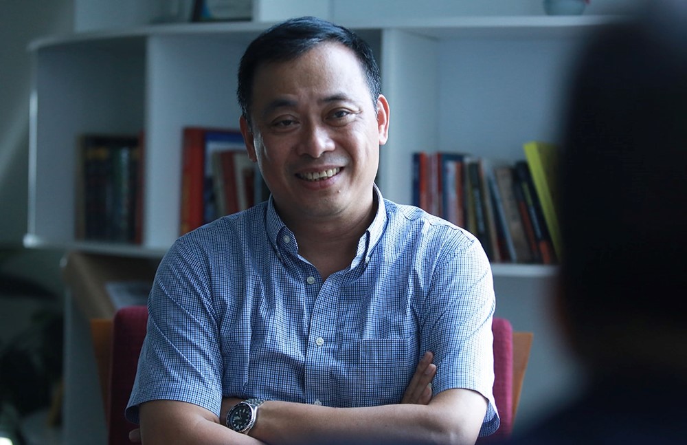 Nam BLV nổi tiếng cả nước là con trai huyền thoại Thể Công, U60 mang quân hàm Thượng tá, chức Phó Giám đốc  - ảnh 1