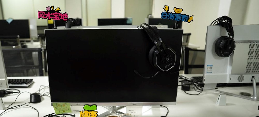 Bên trong các 'trang trại lừa đảo' ở Đông Nam Á: Hàng trăm nghìn người bị biệt giam, thiếu thốn nước sạch, không đạt chỉ tiêu sẽ phải 'trả giá' - ảnh 2