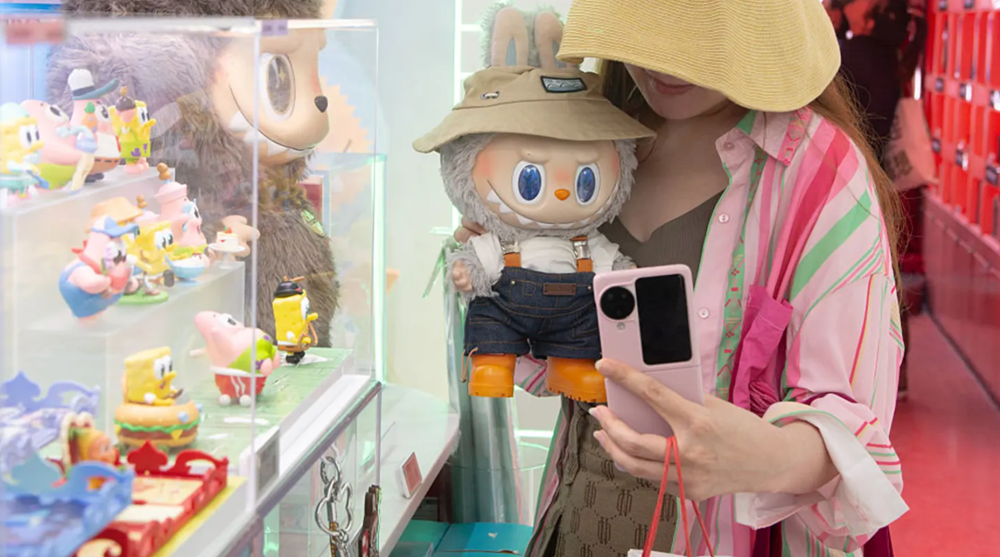 Nền kinh tế lớn thứ 2 thế giới lung lay: Người dân hạn chế chi tiêu, Chính phủ nỗ lực giải cứu vẫn không được - ảnh 1