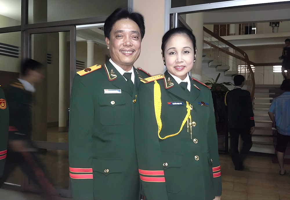 Nam NSƯT chuyên đóng vai đểu trên VTV, ngoài đời lấy vợ Đại tá quân đội, NSND nổi tiếng cả nước, 2 con đều công tác trong ngành - ảnh 3