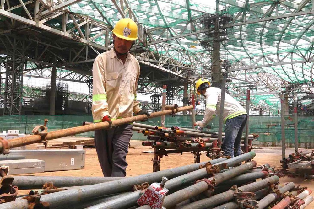 Huy động 13.000 công nhân ngày đêm làm việc hết tốc lực, đưa siêu sân bay 336.630 tỷ 'về đích' trước tháng 12/2025 - ảnh 3