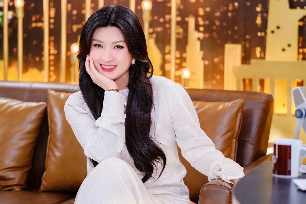 Ca sĩ Hồng Nhung cưới chồng lần 2 - ảnh 2