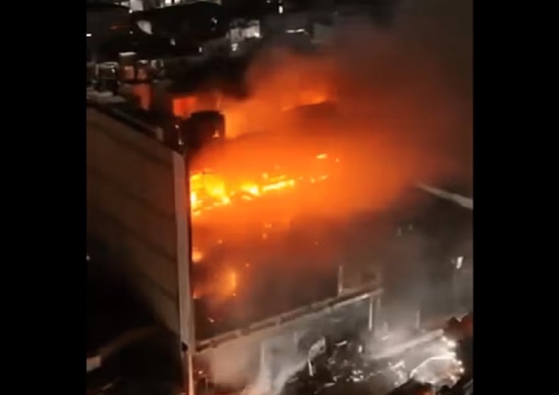 Kinh hoàng: 60 người thiệt mạng, 11 nạn nhân mất tích trong vụ cháy trung tâm thương mại lớn vừa khai trương được 5 ngày - ảnh 2