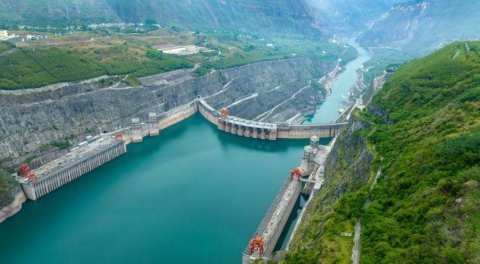 Di dời 180.000 người để xây dựng đập thủy điện có sức chứa gấp 1,3 lần thủy điện Hòa Bình, vốn đầu tư hơn 162.000 tỷ đồng - ảnh 1