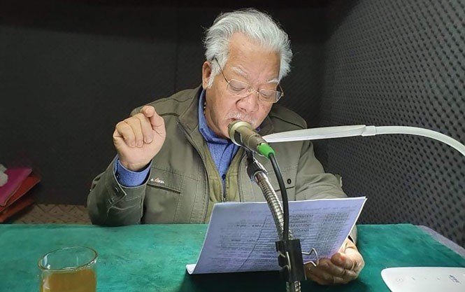 Nam NSND là giọng đọc vàng từng được trò chuyện với Đại tướng Võ Nguyên Giáp, có cha là nhà thơ nổi tiếng, chị NSƯT cùng 3 cháu gái đều là 'đại mỹ nhân' - ảnh 3