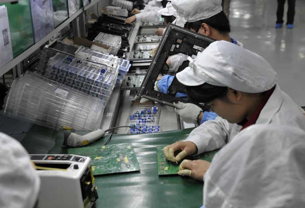 Trung Quốc bước vào thời đại 'nhà máy tối': Không một bóng người, không bật đèn, vận hành 24/7 - ảnh 2