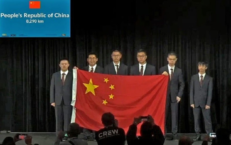 Thần đồng Toán học bị bại não vẫn xuất sắc giành Huy chương Vàng Olympic Toán quốc tế, xếp thứ 12/630 toàn thế giới - ảnh 1