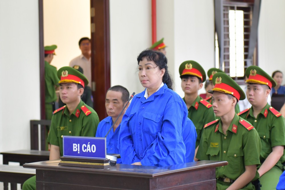 Xét xử bà chủ 3 công ty Bất động sản Nguyễn Thị Cẩm Hồng - ảnh 1