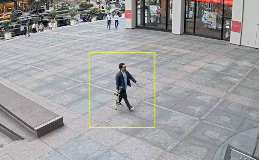 Xả súng kinh hoàng tại tòa nhà trụ sở KPMG khiến nhiều người thiệt mạng: Xác nhận nghi phạm 27 tuổi, mặc vest cầm súng trường - ảnh 1