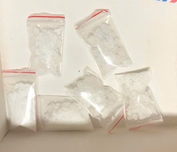 Bắt Phạm Trung Hiếu sinh năm 2004, tịch thu ô tô hơn 1 tỷ đồng và 73g ma túy tổng hợp - ảnh 4