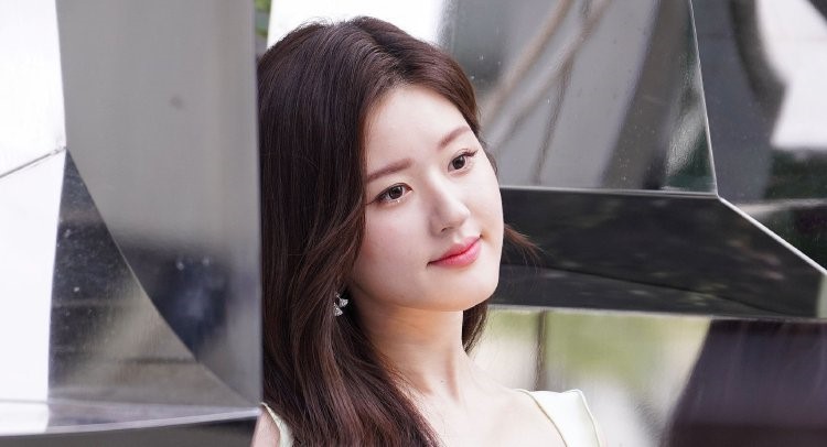 Một nữ diễn viên nổi tiếng tuyên bố rời showbiz - ảnh 5