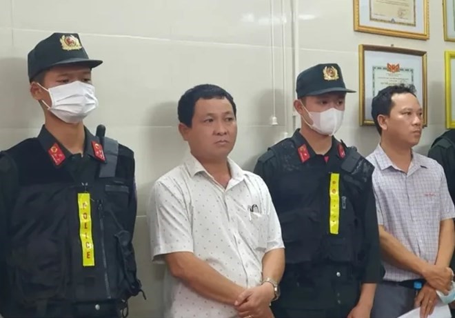 Khởi tố, cấm đi khỏi nơi cư trú một nguyên Chi cục trưởng Chi cục Thủy sản - ảnh 2