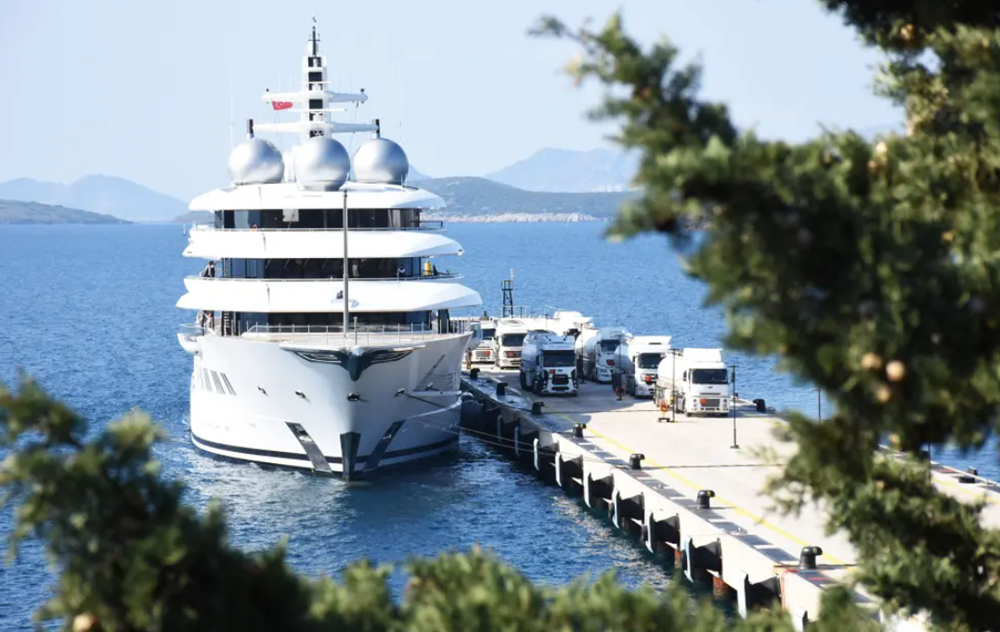 Mỹ tịch thu 'tài sản' hơn 8.500 tỷ đồng của tài phiệt Nga, chuẩn bị đem ra đấu giá - ảnh 1