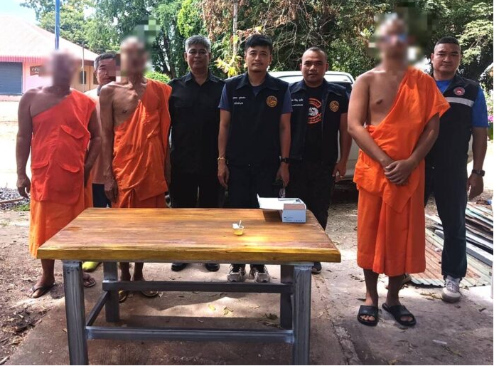 5 nhà sư tại 2 ngôi chùa bị phát hiện dùng ma túy, buộc phải hoàn tục và đi cai nghiện gấp - ảnh 3