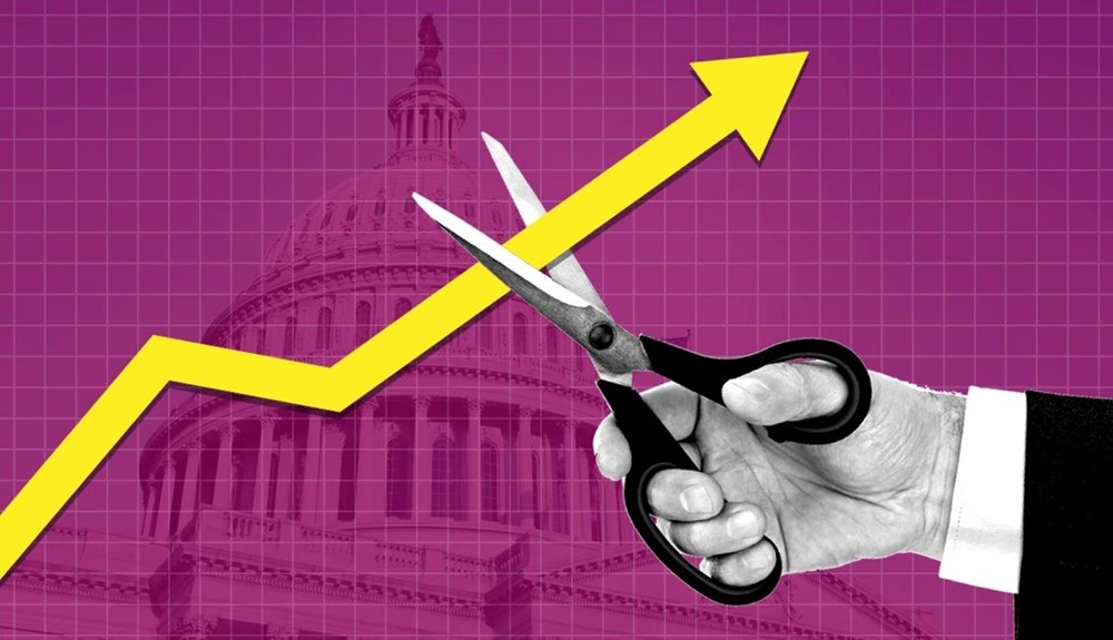 Bộ trưởng Tài chính Mỹ gây sức ép với Fed, lãi suất sẽ giảm sốc 1,5%? - ảnh 1