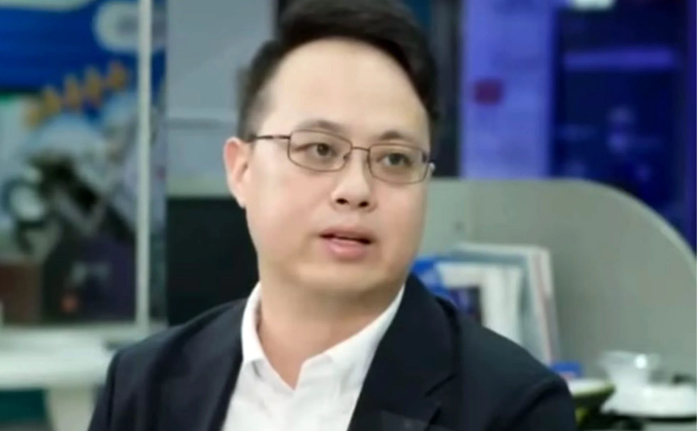 Robot mang thai hộ giá hơn 367 triệu đồng gây nhiều tranh cãi - ảnh 2