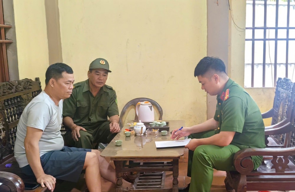 Công an lập tức yêu cầu Agribank phong tỏa tài khoản của một khách hàng sau cuộc nói chuyện với 'nhân viên điện lực' - ảnh 1